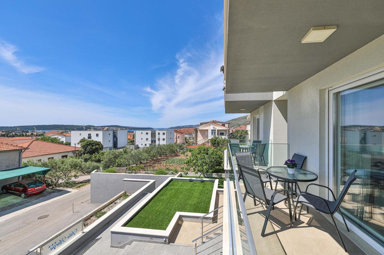 Sea View Apartment Trogir Exterior foto